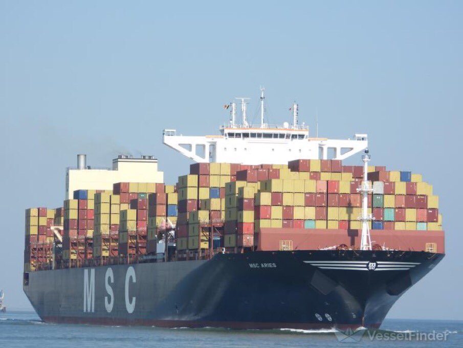 BREAKING: The Islamic regime in Iran just hijacked the Portuguese-flagged container ship MSC ARIES. It was sailing from the UAE to India when it was hijacked near the Strait of Hormuz. 20 Filipino sailors kidnapped 🇮🇳🇦🇪🇵🇭🇵🇹