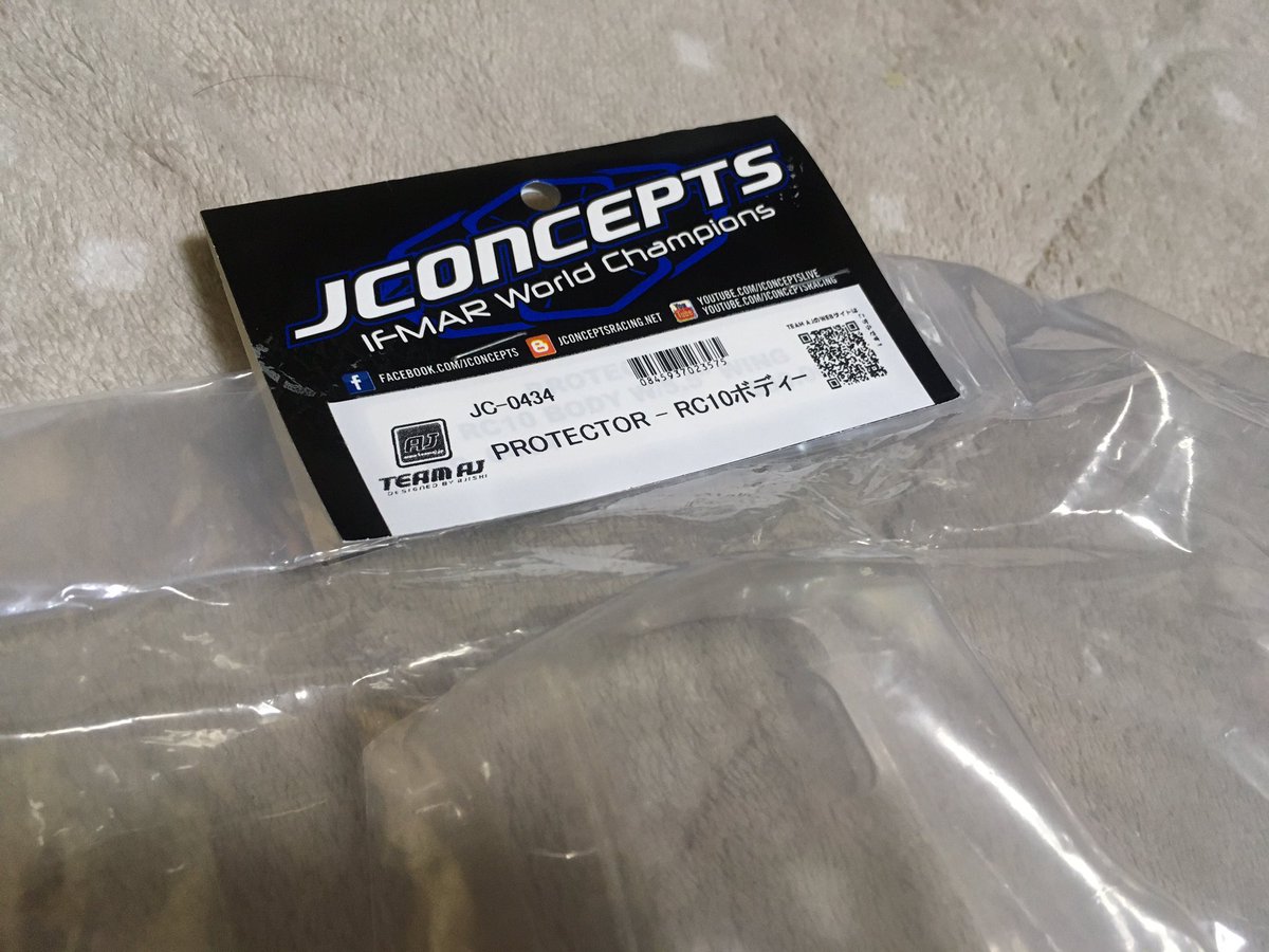 kappyracing2004's tweet image. RCお休み中なのにパーツを買う４月第１弾。TEAM AJさんでJコンセプトのRC10用のボディー。前回買ったのとは違う物ですが暫く在庫切れでしたが入荷してたんで思わずポチッとしました😊
これもまた長期デッドストックになるんだろーねー💦
＃RC
＃TEAMAJ
＃JCONCEPTS
＃アソシ