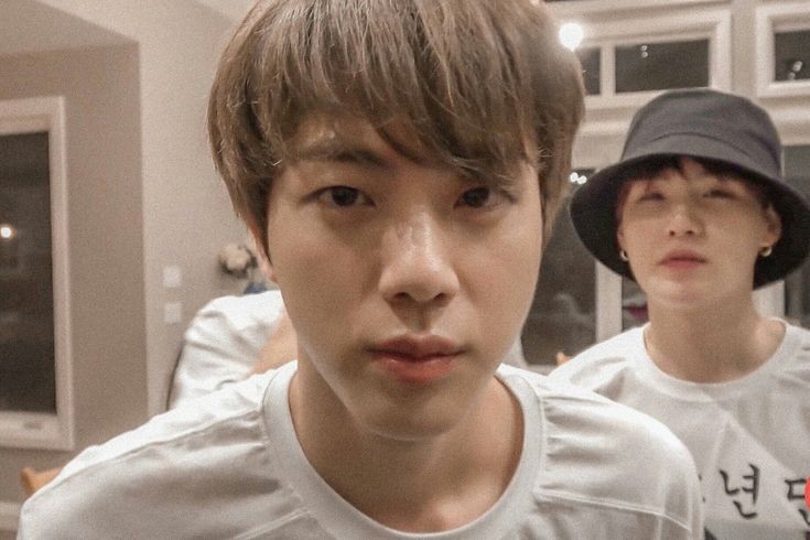 🤨
#Yoonjin