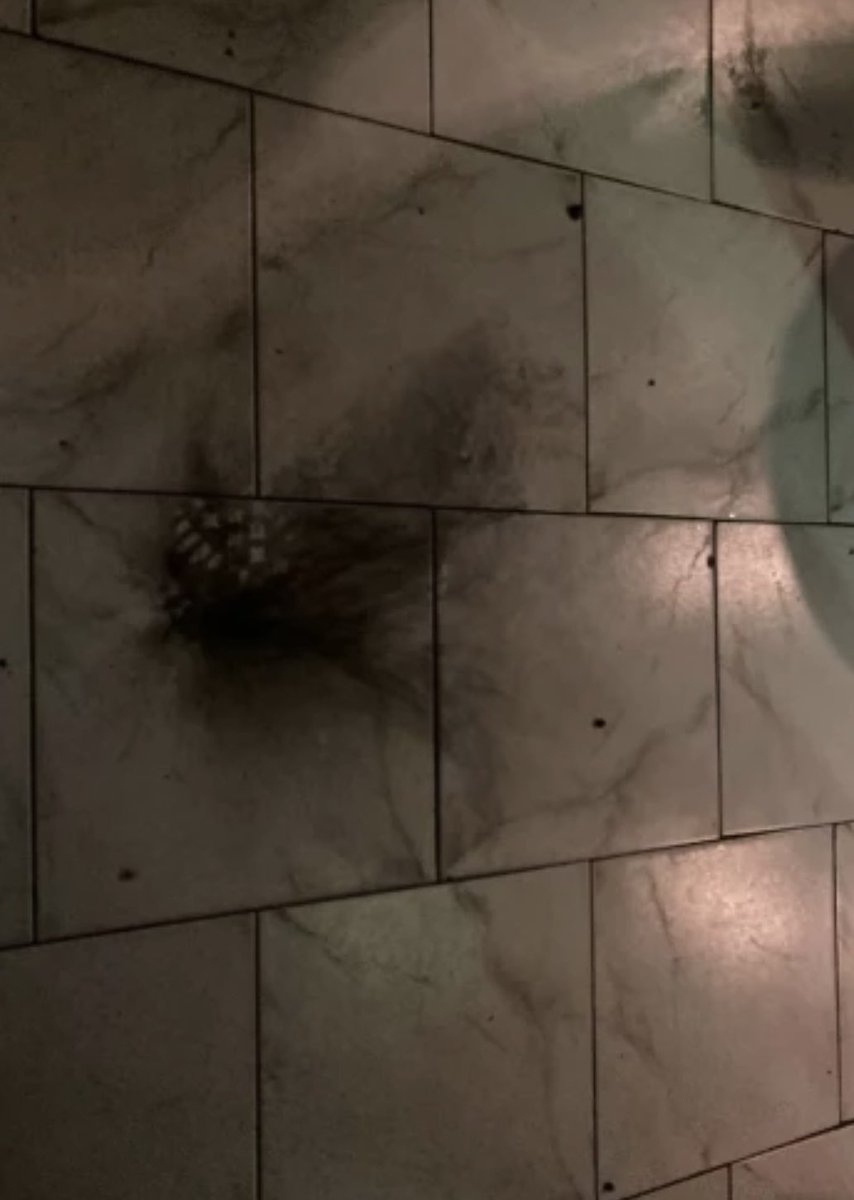 Vakar plkst. 20:00 bārā ‘Čē’ tika iemesta sprāgstoša kombučas pudele