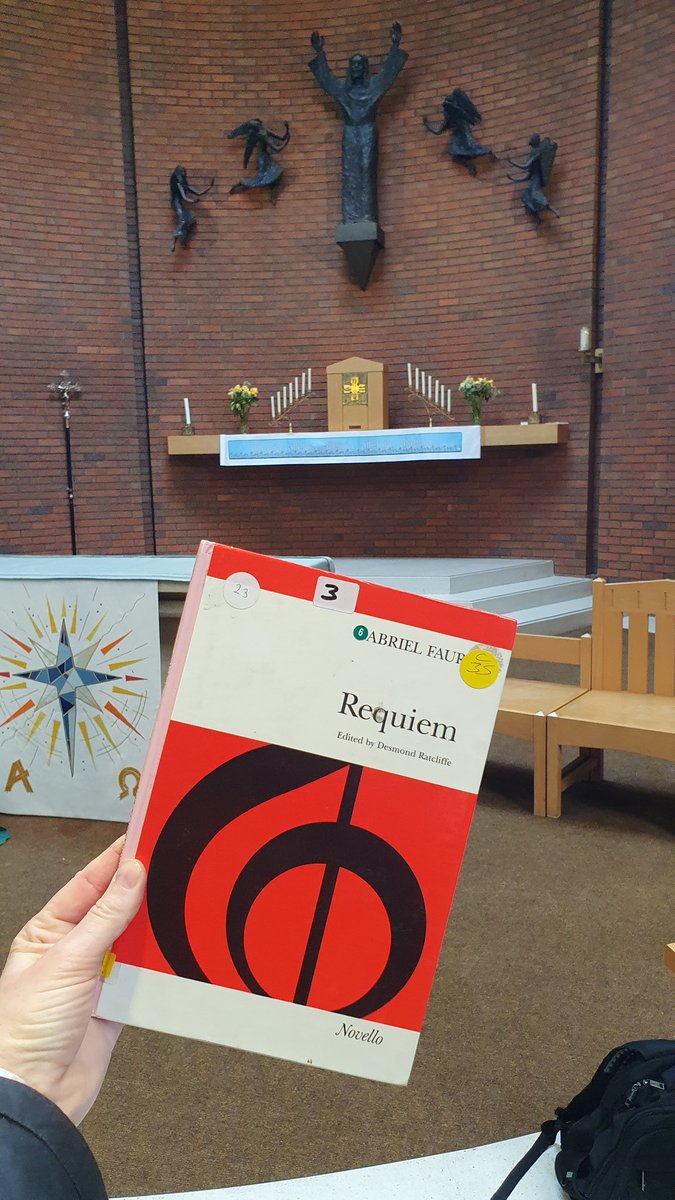 My tenor debut! 😃🎵💚 #fauresrequiem #familysingsong #SaturdayMotivation @AEmscote (Makes a nice little change from canvassing 😁 #VoteGreen 💚) @EastSurreyGrns