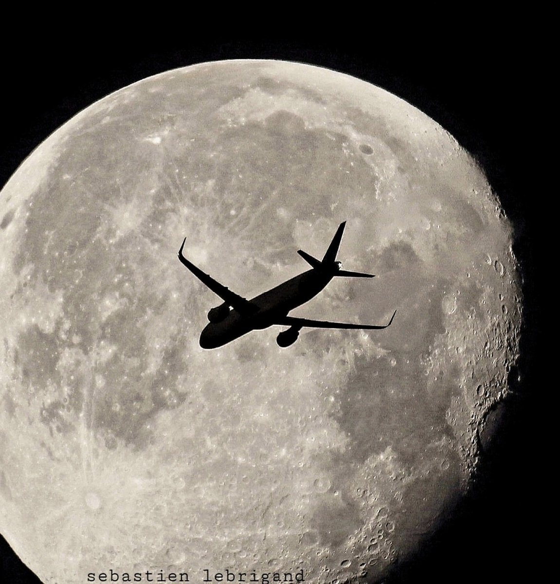 Airbus A321 LEVEL Airlines 🇪🇸 at 10000 feet. Photo: @lebribri (France)