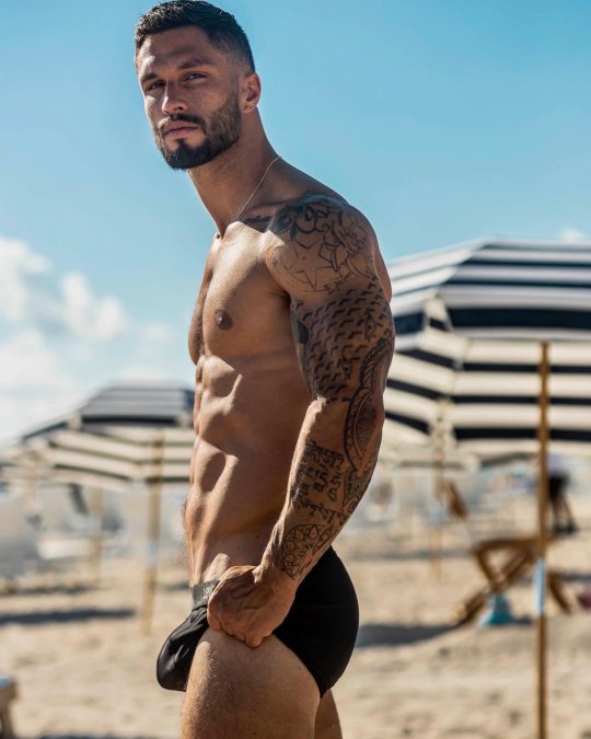 @DEPierce75 @dilf2050 @PeterGermanyXXX @bellybull1 @HairyInc @JarheadTagz @jrteft1919 @Hairyguys @GayMuscleJocks @Gyxgyx5 @JackEdwardsOF @PeteSafarikid @CowboyInt @ItalianSexyDad1 @FrenchGaymer @Draconblue_OF