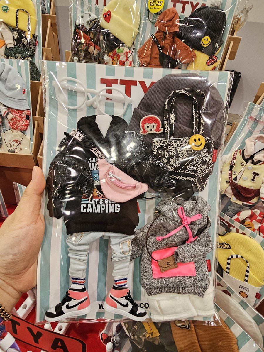 TTYA.COM tweet media