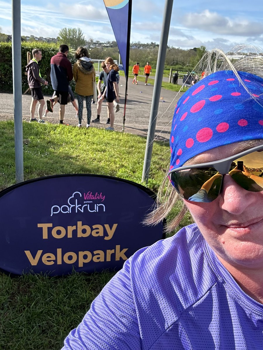 Young ❎ Not young ✅ Fast ❎ slow ✅ Able ❎ Barely-able-but-cheerfully-willing ✅ 100th #parkrun done!