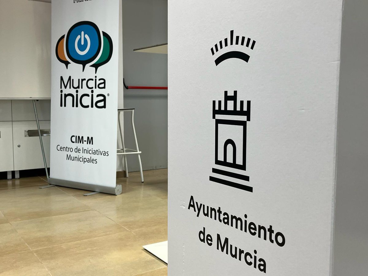 El Centro de Iniciativas Municipales acogió el pasado año a más de medio centenar de emprendedores. Estas instalaciones del Ayuntamiento han cerrado el ejercicio 2023 con la realización de más de 90 jornadas formativas, que contaron con 1.483 asistentes. centromedios.murcia.es/PUBLICO/NotaPr…