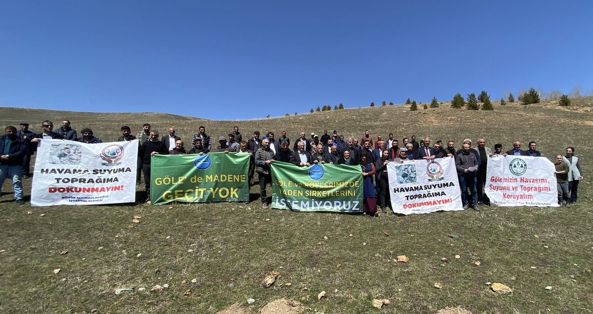 ÖZEL HABER | Daha Erzincan İliç’te yaşanan facianın yaraları sarılmamışken şimdi de Ardahan Göle ilçesinde siyanür ile altın madeni arama çalışması yapılması planlanıyor! Göle halkı şu anda eylemde! Doğasına sahip çıkıyor!