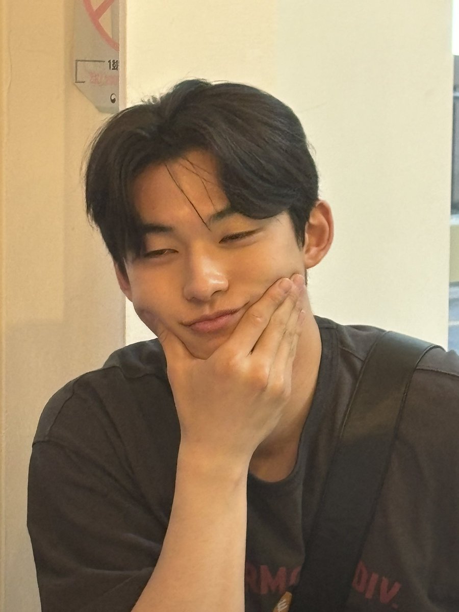 mallang109dad's tweet photo. 너무기여워 ㅜㅠㅠ #밥이사 #박정우 https://t.co/ErFRmn6Tdt