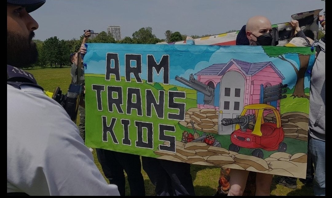 Chocolatey - Purple-haired c*nt tweet media