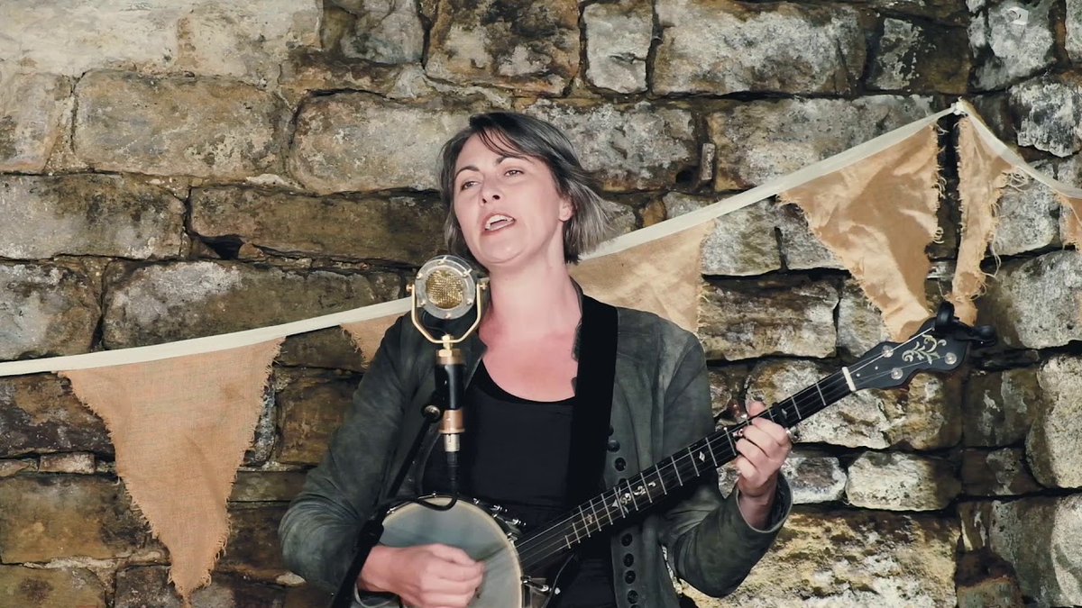 Award-winning folk singer, Fay Hield, will head to @mbro_townhall this month having recently released latest album, ‘Wrackline. Info: nevolume.co.uk/music/news/new…