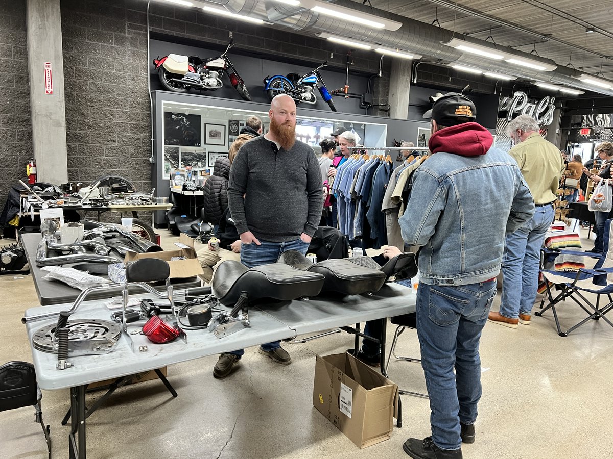 hotrodhd1's tweet photo. 👊Thanks to everyone that came out for our first Motorcycle Swap Meet. We collected $240 in booth fees which were donated to Kids Food Basket. Hit us up If you would like to participate next time.
#HotRodHD #HotRodHD1 #HarleyDavidson https://t.co/MQsdbs5E45