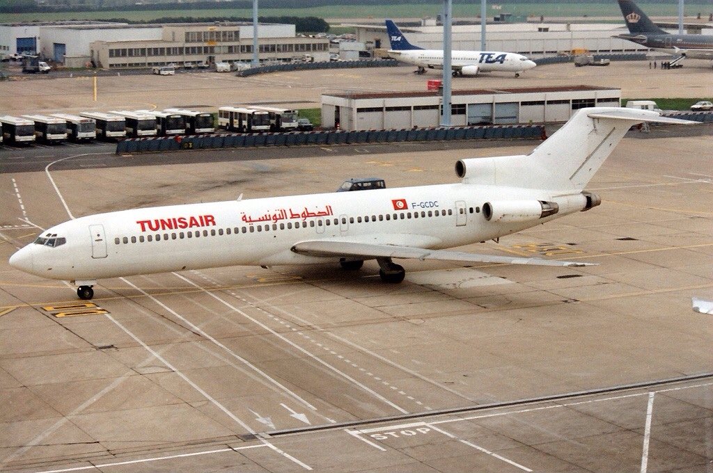 A Tunisair B727 seen here in this photo at Paris Orly Airport in April 1992 #avgeeks 📷- JetPix