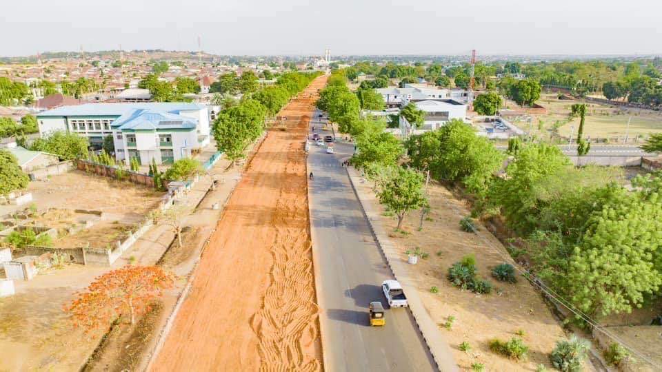 Niger State is witnessing unprecedented infrastructural development. Minna is now a construction site with gigantic ongoing projects, such as the University Teaching Hospital, the completion of the three-arm zone, and the expansion of Minna township roads. #NewNiger