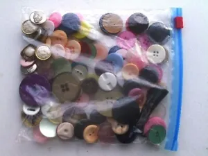 Like buttons? Use buttons in your crafting? I've got a bag full of assorted buttons up for sale on Ebay. Starting bid of 99p for over 160g. Check it out. ebay.co.uk/itm/2564718416…