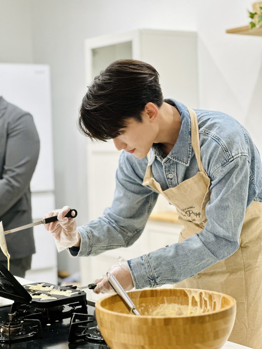 TheTerrace81's tweet image. 本日ご参加いただき
ありがとうございます🙏🏻☺️
美味しかったですか？

#ChefFirstxTaiyaki
#TheTerrace81　
#First_Chalongrat 
#รักแรกของเฟริสท์