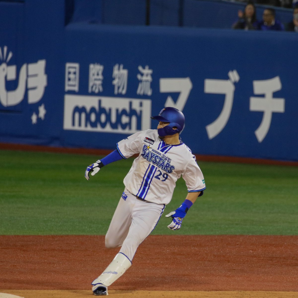 wkio____'s tweet photo. 伊藤光選手の横顔大好きなんですけど、共感者いませんか？(*^^*)   （※4枚目） https://t.co/zCzTAdpeWg