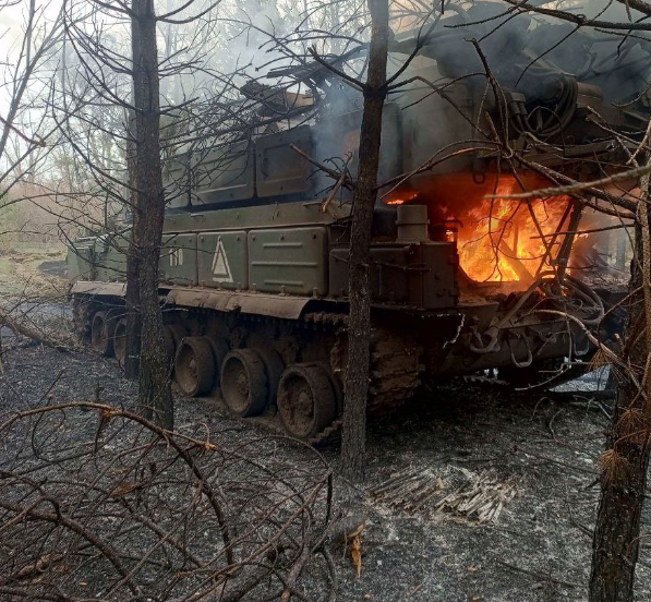 SitRep - 12/04/24 - Will Johnson finally bring aid to Ukraine up for a vote? An overview of the daily events in Russia's invasion of Ukraine. Not much exciting things happened, negotations apparently are underway to get aid for Ukraine up for a vote.. RT=appreciated 1/X