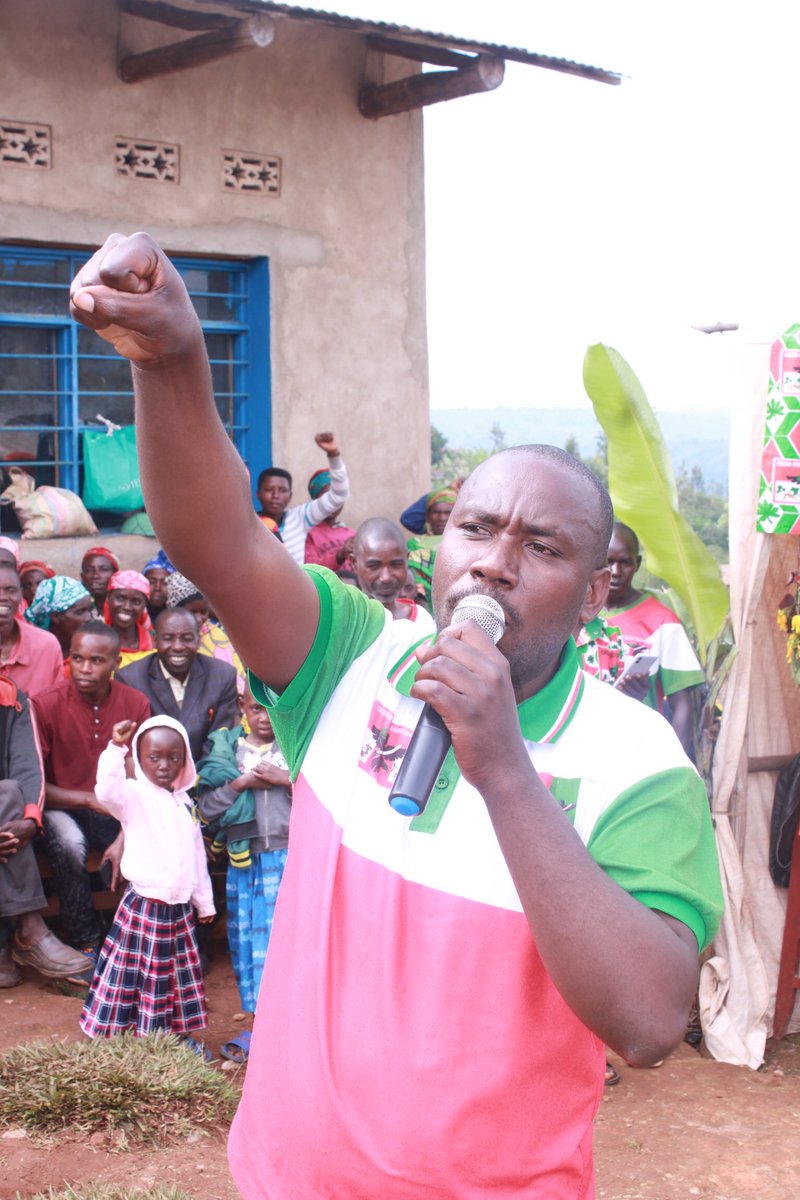 irambonaelvis's tweet photo. Umunyamabanga w'umugambwe @CnddFdd muri komine #Kayanza yagutse, Rurimwabagabo Gervais yaragendeye kuri uyu wa kane imitumba 5 yo muri zone ya #Kabuye ariyo #Ntarambo, #Mpanga, #Maruri, #Kinyamukizi na #Nyangwe. Vyinshi kuri urwo rugendo 👇🏻
https://t.co/qoT19fszxp
@R_Ndikuriyo https://t.co/3CFSdBv9lP
