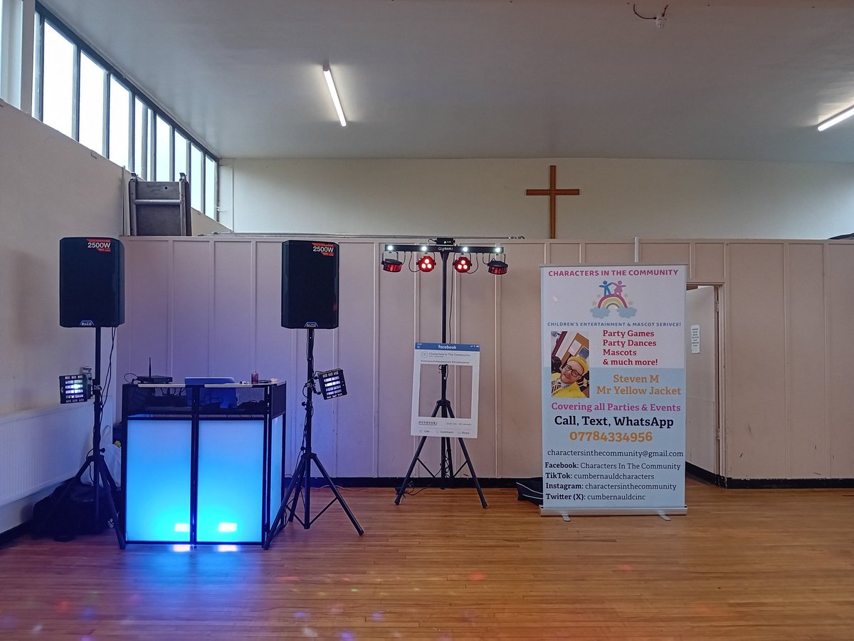 Another busy day for Mr Yellow Jacket &amp; the team at CITC. 

We are delighted to be providing entertainment at PALS Cumbernauld Easter Party. 🐣 🌈

Our first session was amazing and both the children and adults had a blast! 💥

 #mryellowjacket #palscumbernauld