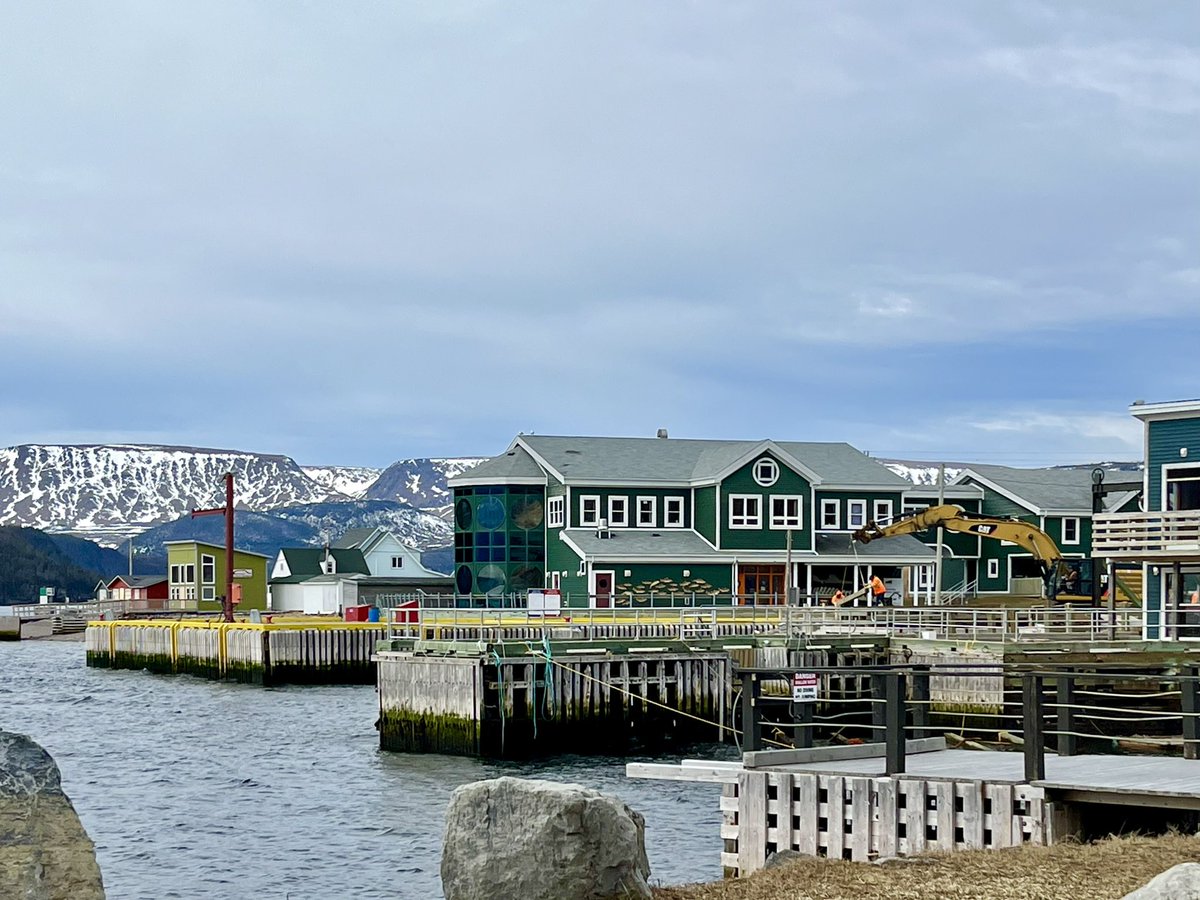 A warm morning at the Marine Centre with the snow covered Tableland Mountains in the distant background. This morning it is 10 degrees, much warmer than things have been recently.