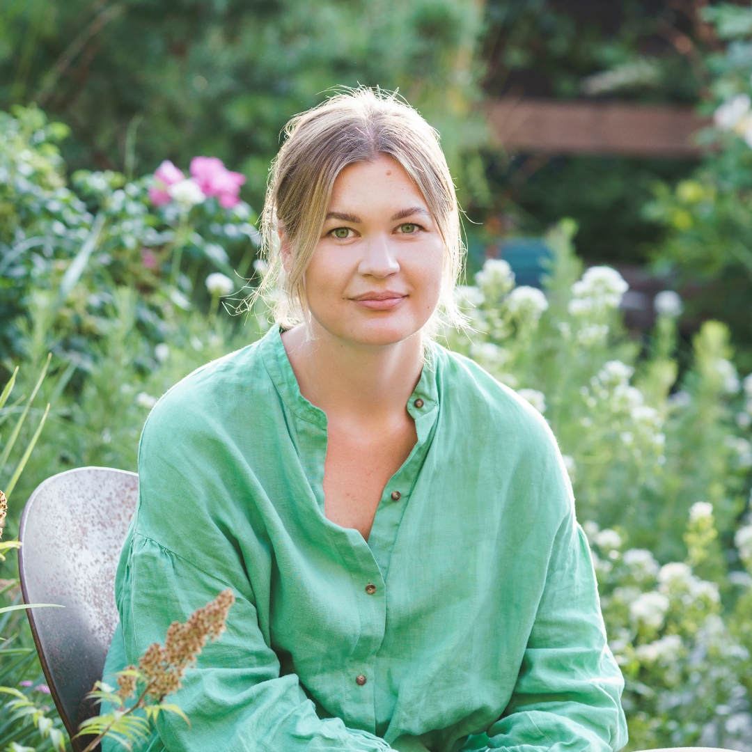 Our @The_RHS Chelsea Flower Show garden designer, Ula, inspired by our communities stories designed a space where one can reconnect with nature. 🌼Read her top tips for making your garden into a space for wellbeing: shorturl.at/nHXY8 Thanks to @ProjGivingBack.