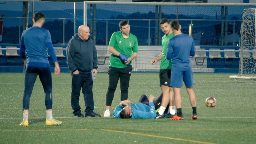 ⚽| Nova final per al @CPSanCristobal en la lluita per mantenir-se a #TerceraRFEF

🕛 DMGE, 12h
🆚  @Montanyesa1927
📻 @RadioMTerrassa
🤳 terrassadigital.cat

🩼 @morianx és baixa per trencament a isquiotibials

👉Prèvia a terrassadigital.cat/nova-final-del… #Terrassa #esportstrs @rfef