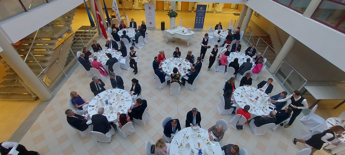 Celebrated the 💯 anniversary of 🇹🇷🇪🇪 diplomatic relations <a href="/teeninduskool/">Teko</a> together with representatives of the Presidency, <a href="/MFAestonia/">Estonian MFA 🇪🇪 | 🌻 #StandWithUkraine</a> , Ministry of Culture, diplomatic corps &amp; members of <a href="/Riigikogu/">Riigikogu</a> &amp; the media
🇹🇷🤝🇪🇪 💯 🍽️ 🎶 🎤 💯
<a href="/MFATurkiye/">Turkish MFA</a>