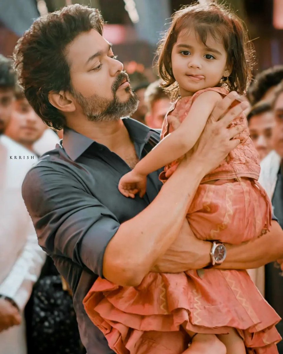 Two Babies 😍❤️

#TheGreatestOfAllTime @actorvijay

#2yearsofBeast