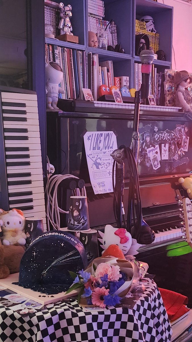 swzu412's tweet photo. 입구부터 분위기 최고 락스타 떤🤘🏻🎸
선우 생카 돌기 너무 행복해 ( o̴̶̷̥᷅. o̴̶̷̥᷅ )​

#선우라는별
#BORNTOBESTAR https://t.co/FE8dZulsL9