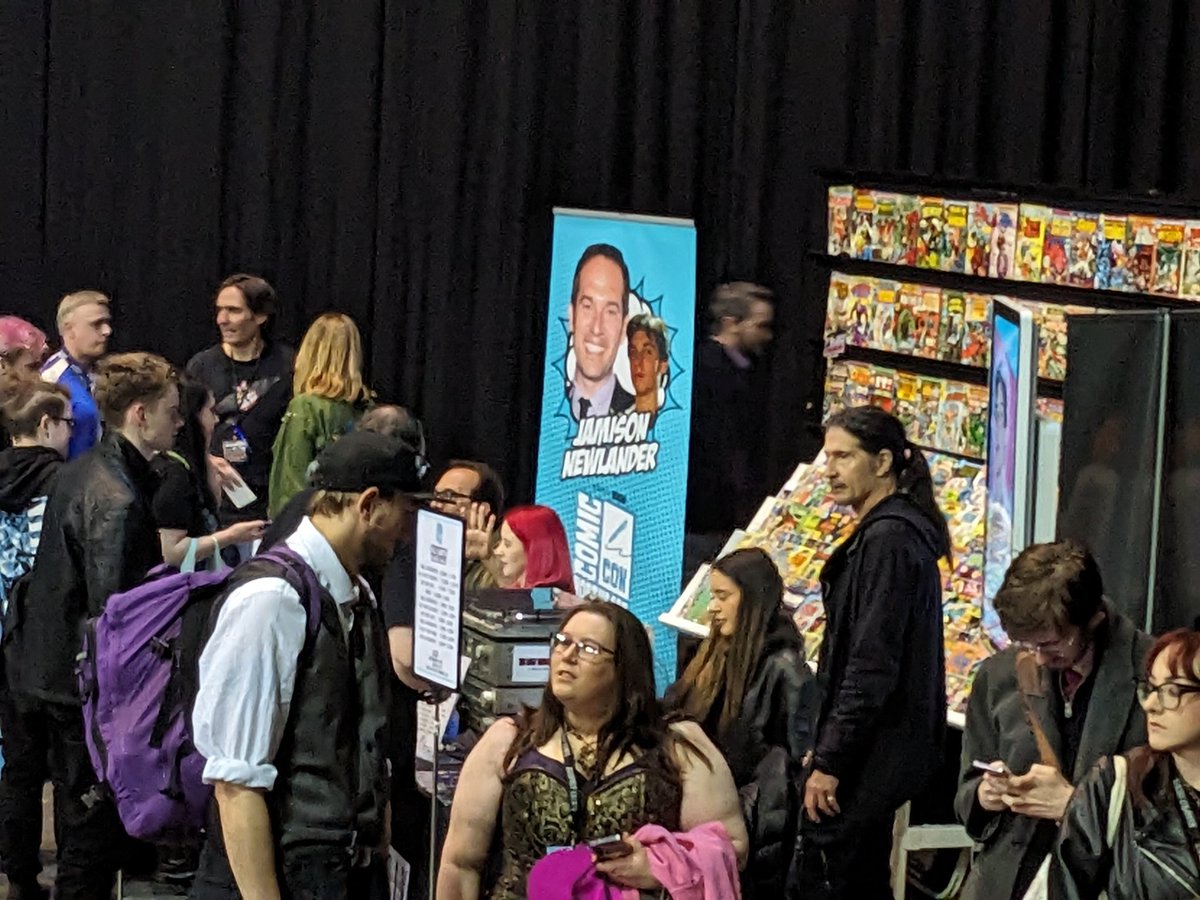 For @Dementia_Grimm enjoyment, I'm at a comic convention and can see Jamison Newlander and the one and only Billy Wirth from where I'm sat!