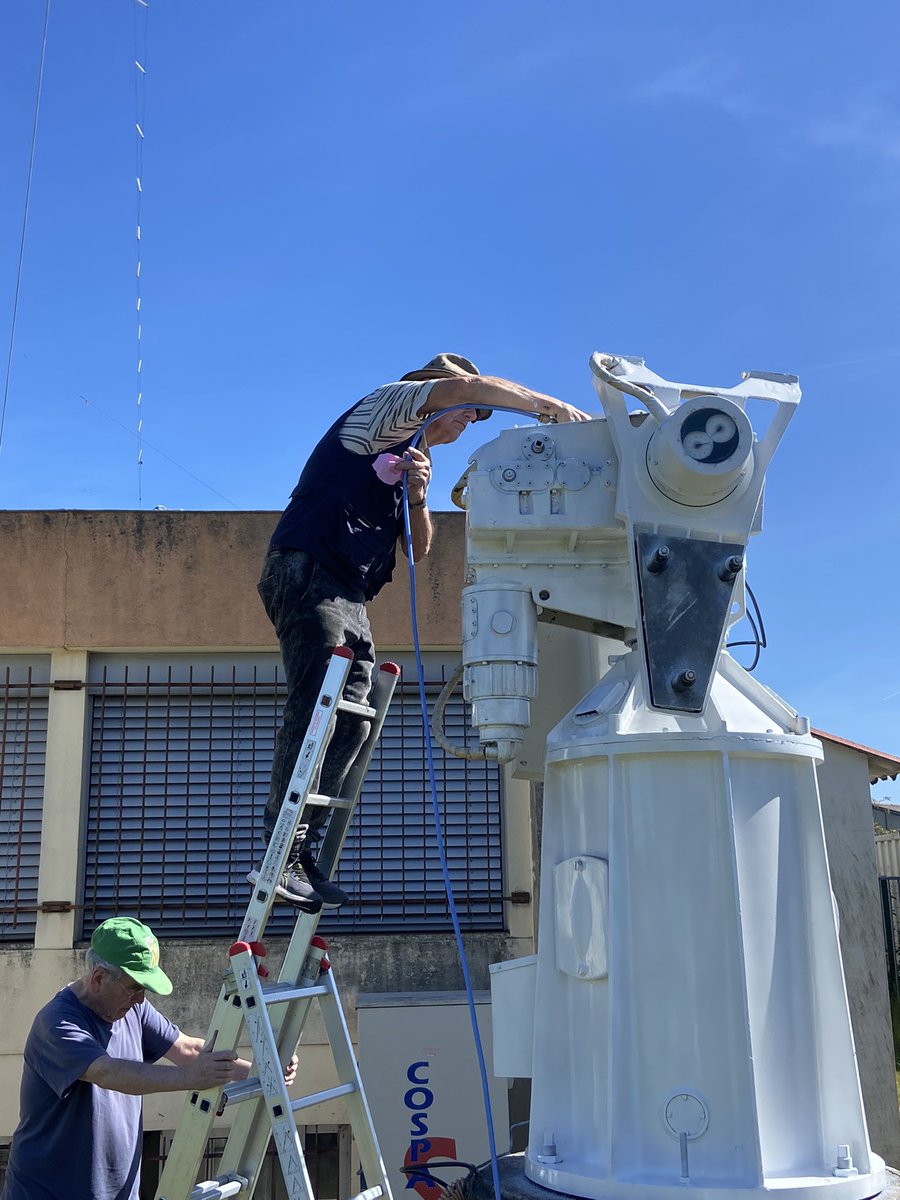 f1jrv's tweet photo. On a jamais été aussi prêt.
Peinture terminée 
Reste plus qu’à remonter la parabole , la source et faire les essais
#F5KUG
F6ABX, F5BUU, F1JRV, SWL Jean-Pierre https://t.co/ZSP8IVIRKn