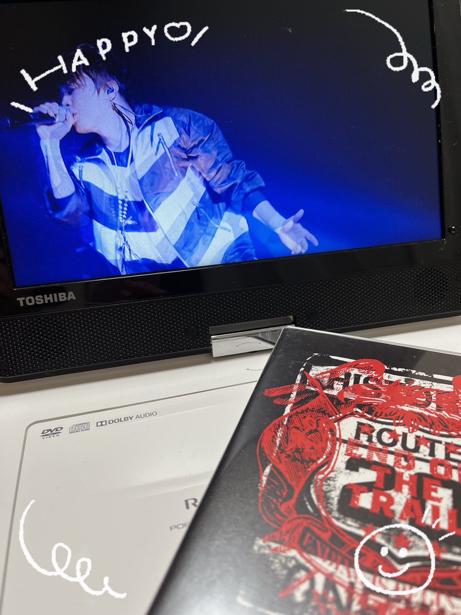 takanori_megumi's tweet photo. 西川さんが恋しい夜はお気に入りのLIVE DVD観るしかないんだよね…

最近はLIVEが恋しくてたまりません。
#tmr
#tmrLIVE
#Route20 https://t.co/730SQSOj4J