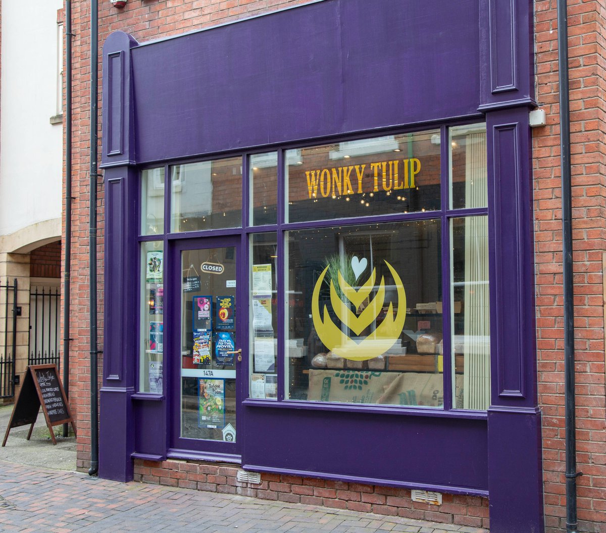 Wonky Tulip Coffee House - always worth a visit - River House 147 High Street, Kingston-Upon-Hull HU1 @HouseWonky @hullisthis @HULLwhatson #WonkyTulip #CoffeeHouse #Hull