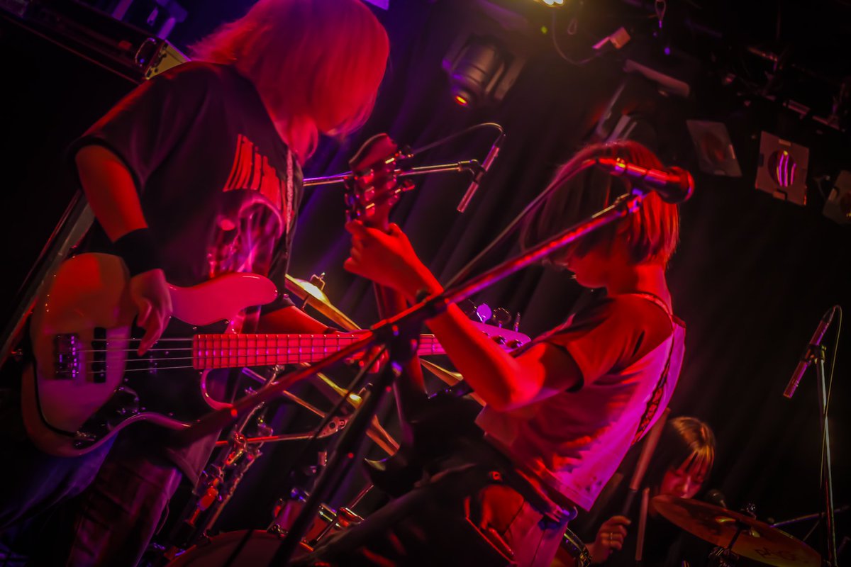 hug2fooo's tweet photo. Odd Lazy
「TWiNKLE NiGHT TOUR」
DOMe 柏
ありがとうございました！

次のライブは4/30 新宿HEISTです！

Photo by @krmpro14 

#Hug2Fooo
#ハグフォー https://t.co/QDirSLGjli