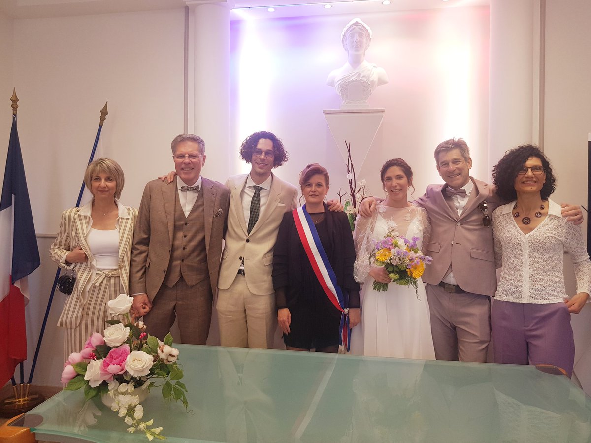 Tous mes voeux de bonheur à Clara et Albain que j'ai eu le plaisir de marier ce matin en Mairie Principale de la @VilledeCagnes. Un #mariage signifie unir deux vies en une seule. Penser, ressentir et vivre au-delà de soi 🙏