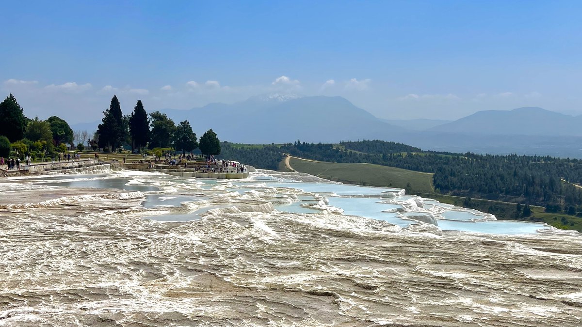 Good morning from the travertine hot springs of Pamukkale, Turkeye!