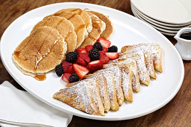 What's your weekend brunch favorite: Pancakes or French Toast? #brunch #WeekendBreakfast