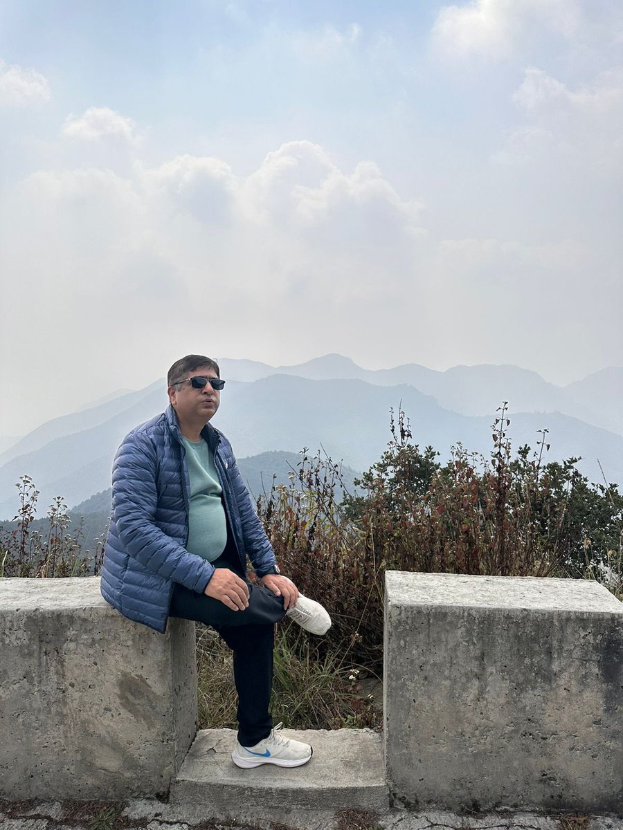 spm0809's tweet photo. नयाँ वर्ष, २०८१ को पावन अवसरमा हार्दिक मंगलमय शुभकामना ब्यक्त  गर्दछु !!! https://t.co/drjW15kZ2w