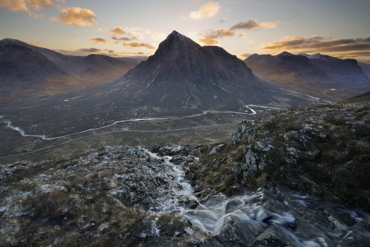 Seasons around the Buachaille Etive Mòr.
Glencoe, Highlands Scotland. 
@ScotsMagazine @walkhighlands @visitscotland @DiscoverGlencoe #glencoe