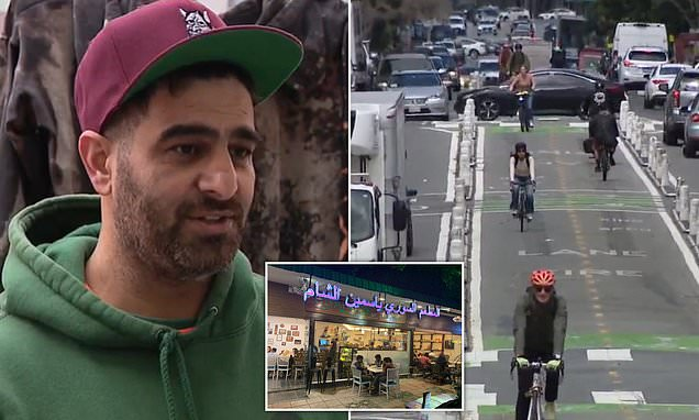 '100% destruction. At least 20 businesses are gone. At least 30 more are about to go.'
San Francisco #restaurant owner and others file claims against city for losses caused by installing bike lane, removing street parking.
#Business #Saturday #SmallBiz
dailymail.co.uk/news/article-1…