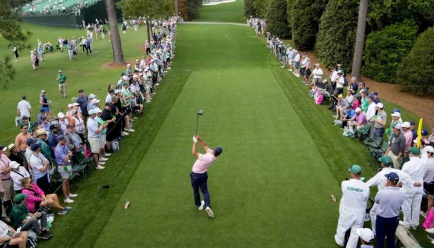 Cheap Sandwiches, Pricey Shirts, and the Wild World of the #Masters

ow.ly/qfoN50RfwA6

#sportsbiz #sportsmarketing