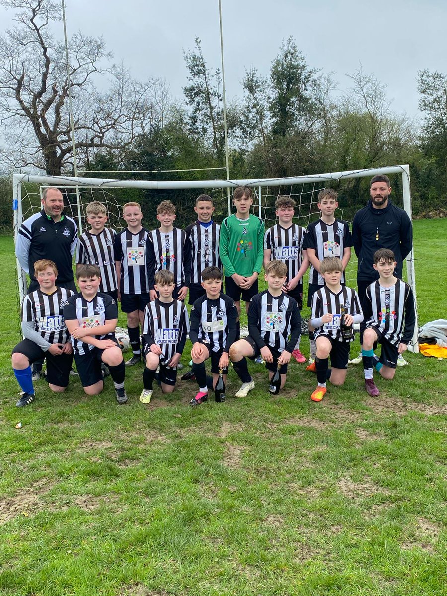Congratulations to Lampeter Under 13s for their fantastic 4-2 victory against St Dogmaels, securing them the title of winners in the Junior South Ceredigion League! 🏆⚽️ Well done to the players, and coaches for all your hard work and dedication! #Champions #futureisbright🥇👏