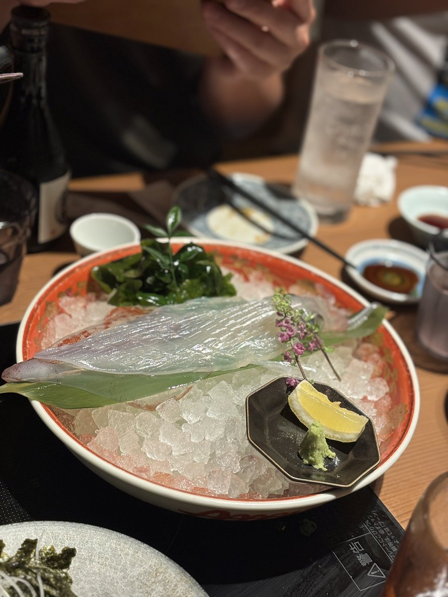 tony_ooki's tweet photo. 福岡飯🤤🍚
美味かったなぁ🤤 https://t.co/qfgrMX5XiY