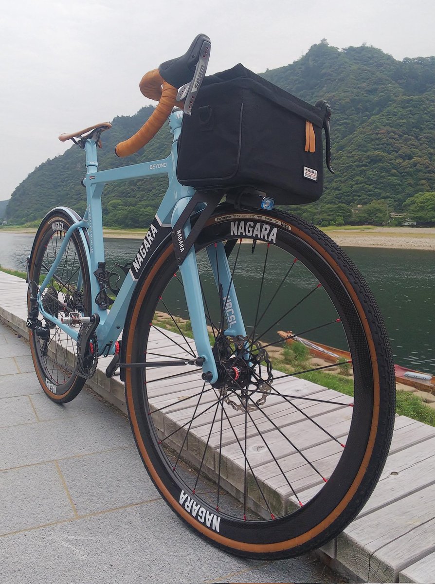 x6eGakry3Eb9UTA's tweet photo. #JapanBikeTechnique2019 車両規定を満たしつつ新しい旅行自転車のデザインを自分なりに創造した自作10号機。参加して来るプロビルダーのデザインと被っては勝負にならないと思い最も加点に結び付く軽量性を少し犠牲にしてしまった。#自作自転車 #handmadebicycle https://t.co/A3WesZRTyt