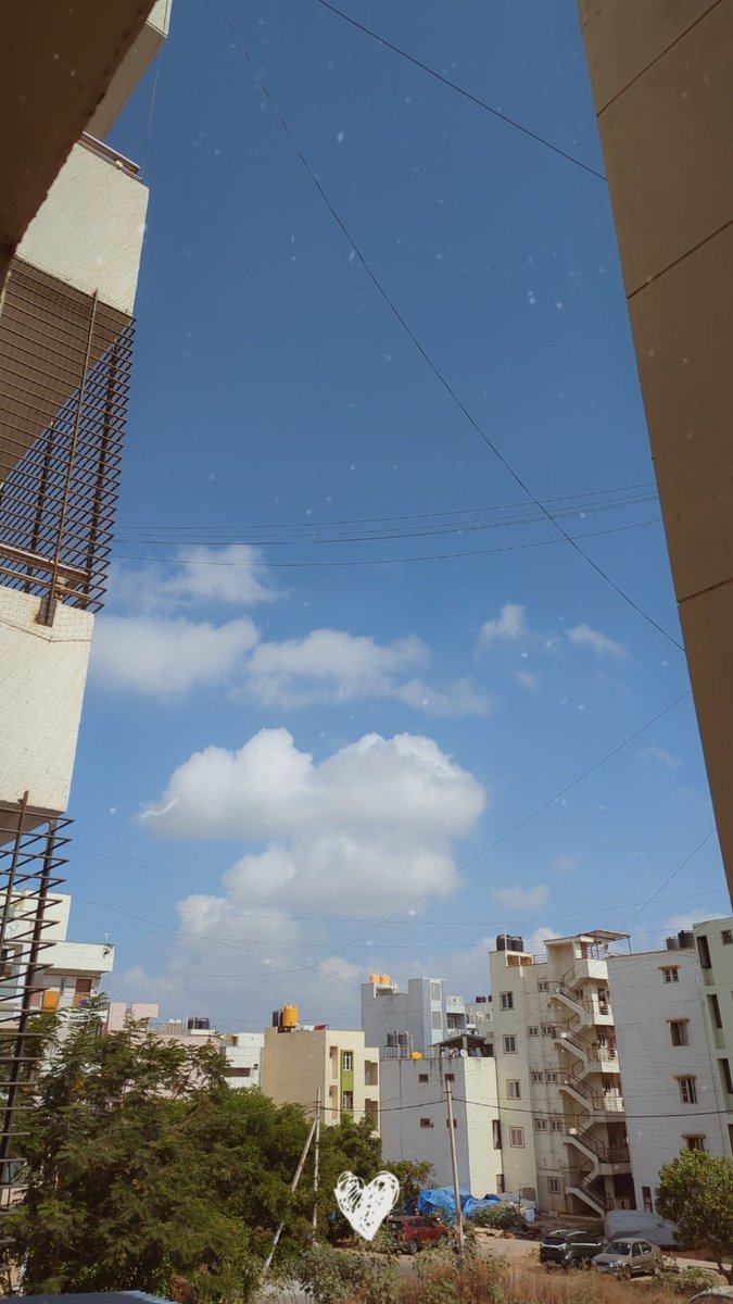 nitikdotdesign's tweet image. Bangalore weather is healing :)