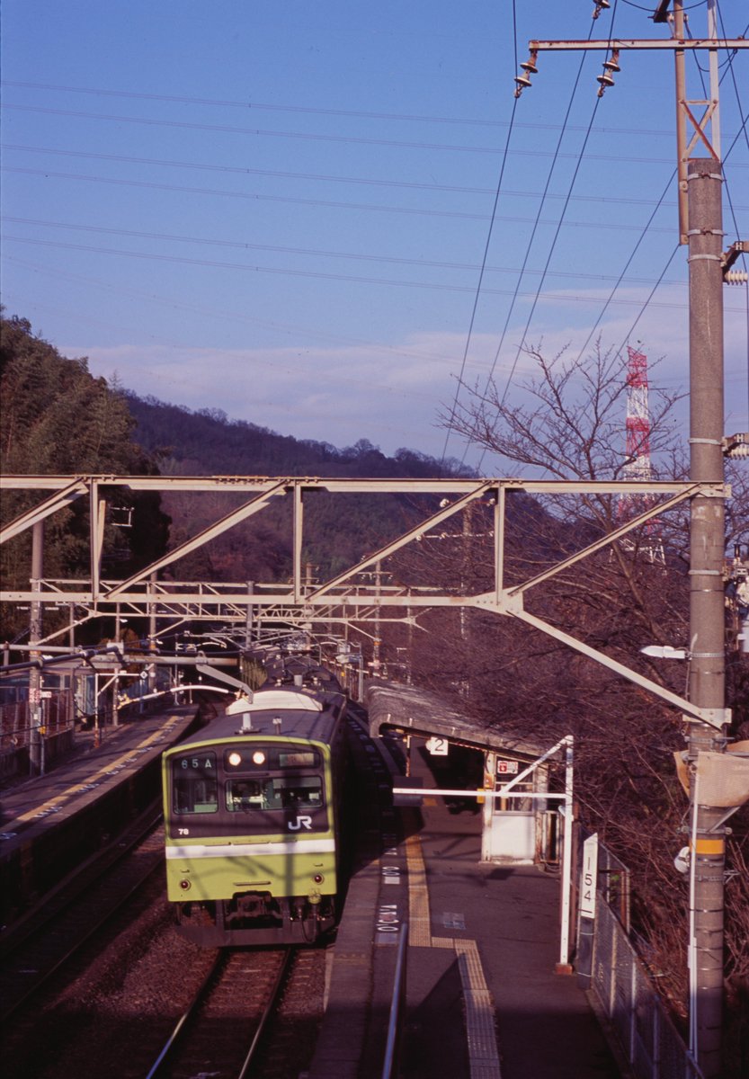 河内堅上駅の春夏秋冬
(2023年3月～2024年2月)

OLYMPUS OM-4, OM-2
ZUIKO 50mm/1.4, 1.8
Velvia 100, Velvia 50

#フィルムカメラ 
#フィルム写真 
#filmphotography 
#OLYMPUS 
#201系