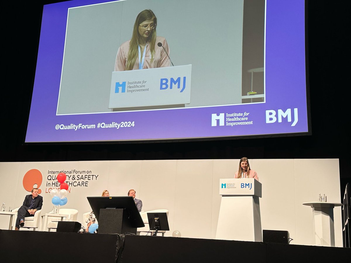 And finally my time at the forum ended with this absolutely surreal moment! Standing up on the main stage to represent our fantastic Lived Experience and Communities panel and #LivedExperience partners for the final closing Keynote speech alongside @jasonleitch #Quality2024