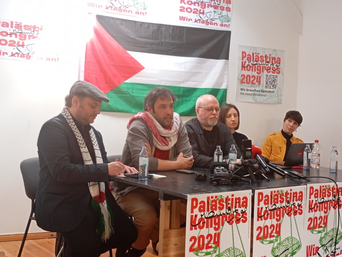.@DrorDayan to the journalists at the press conference: 'German media has lost its legitimacy in the eyes of common people and civil society. You should think about your responsibility towards our society and how you amend this lack of trust' #PalestineCongress @wirklagenan