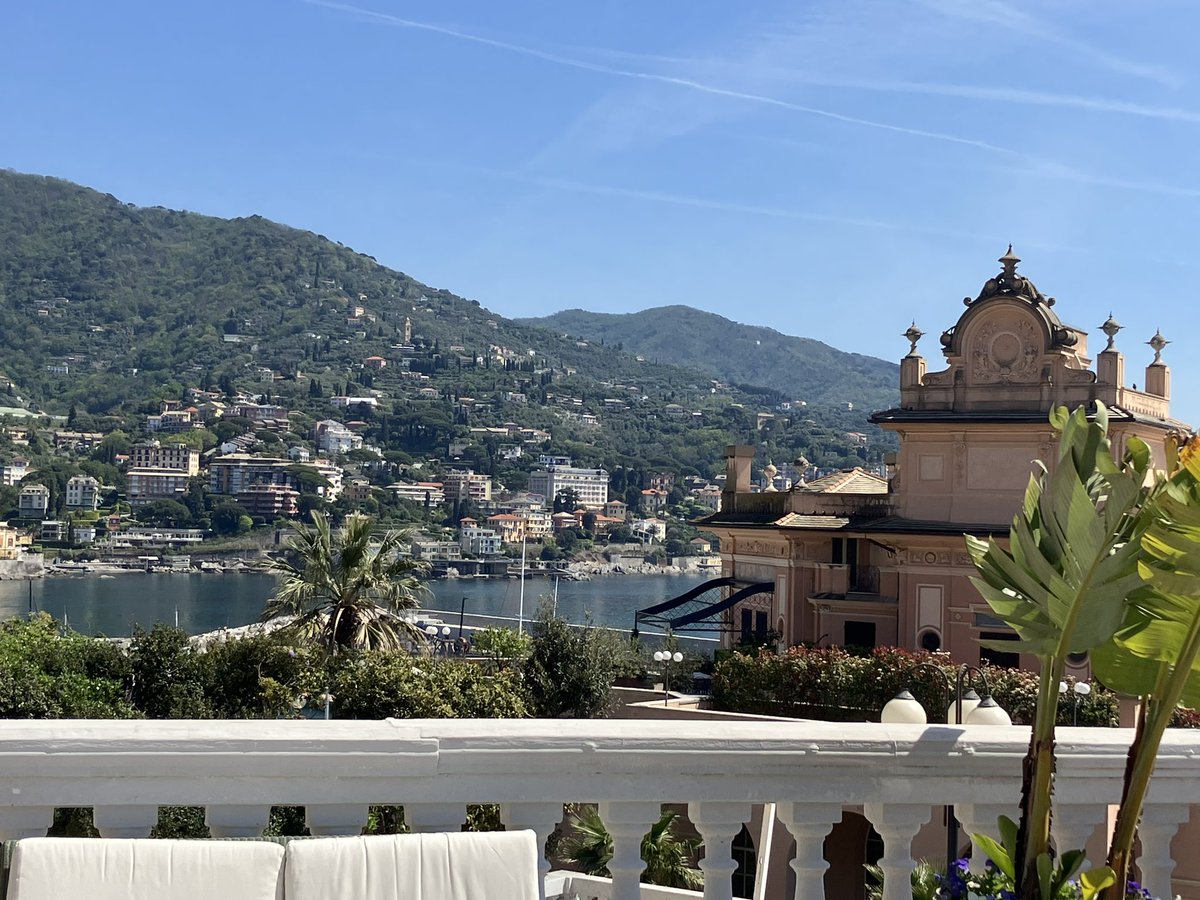 gentile_gabri's tweet photo. Ed eccoci ancora una volta qui all’Excelsior Palace di #Rapallo in attesa dell’inizio del nuovo #workshop #B2B Full Contact Incentive&Motivation #EdimanEventi https://t.co/7q8b6PGxlR