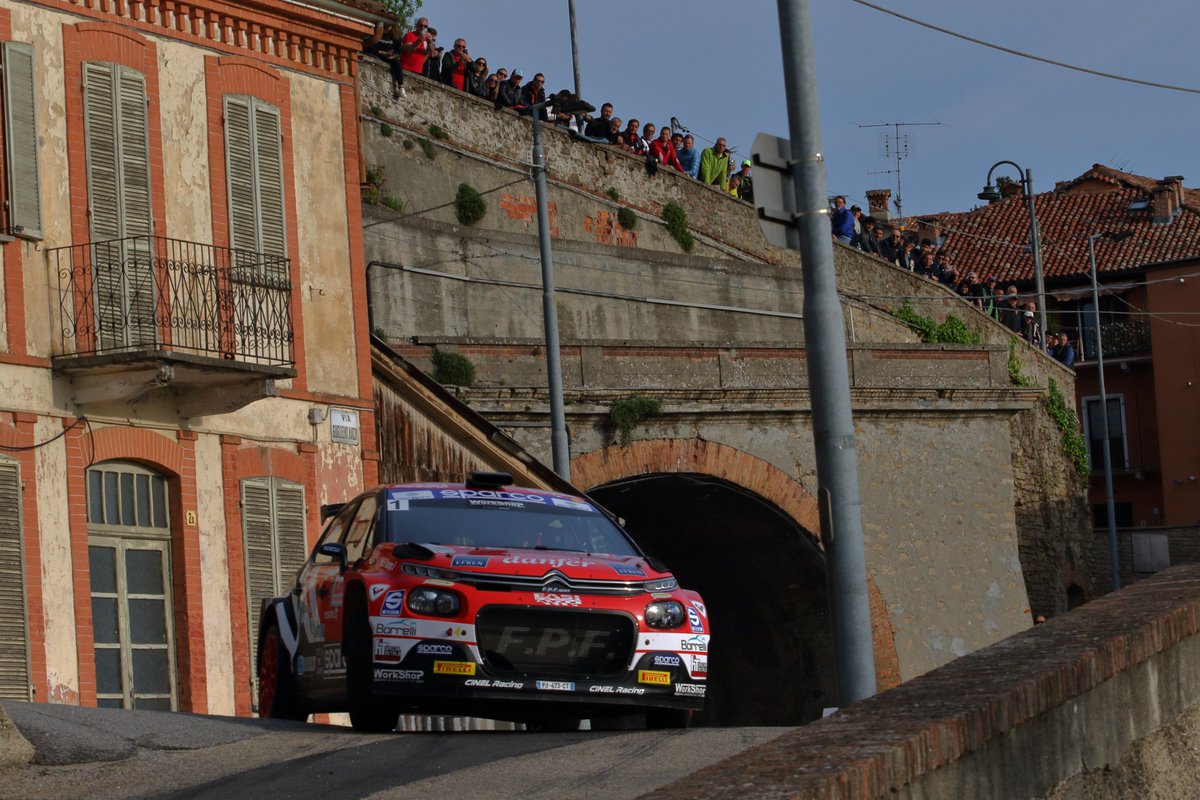 イタリア選手権たのちい。
やっぱい赤いC3Rally2カッコ良すぎるよ。